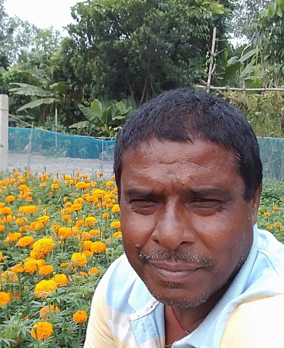 Untitled (12 x 12 in) (30)